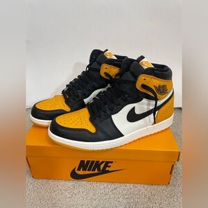 Nike Air Jordan 1 Retro High OG “Taxi” Yellow Toe Men’s 11